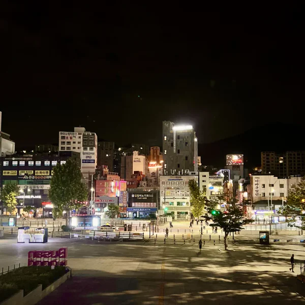 포레스트 다니엘룸 홈타이 대표 안내 이미지